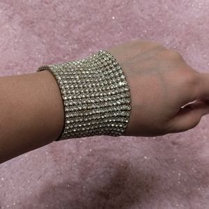 Beautiful gem bracelet